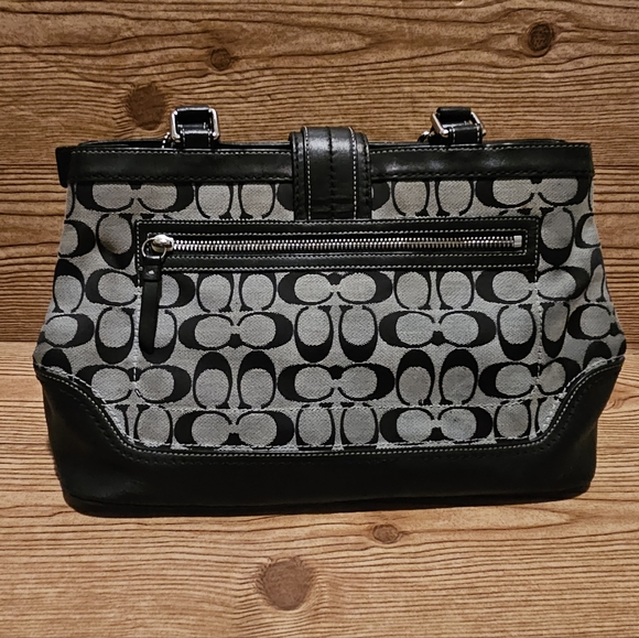 Coach Vintage Hampton Signature Canvas Black and Gray Shoulder Bag - Picture 3 of 11